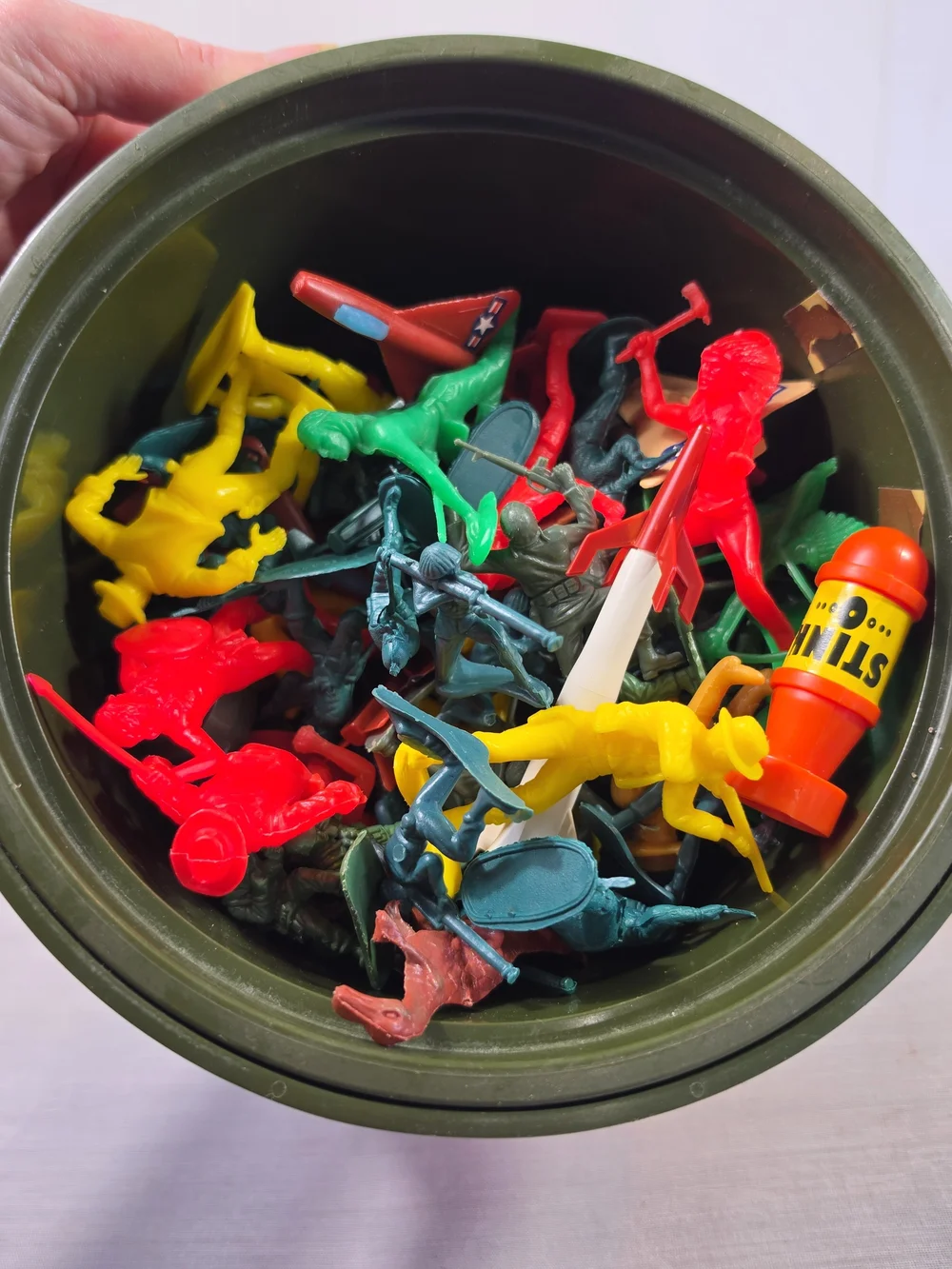 Vintage Tyco Super Blocks Military Bucket Lot w/ Plastic Cowboys Indians Figure
